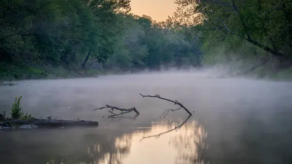 Amanecer Brumoso Sobre Río Lamine Roberts Bluff Acceso Missouri Paisaje —  Fotos de Stock