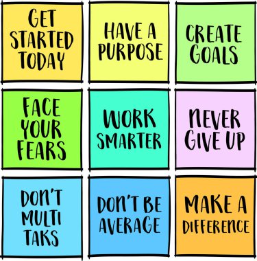 Motivasyonel hatırlatıcılar, renkli notlar, iş, yaşam tarzı ve kişisel gelişim kavramı