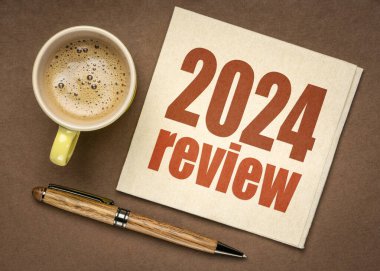 2024 yıllık peçeteyle ilgili inceleme metni kahve, iş ve kişisel yansıma kavramı