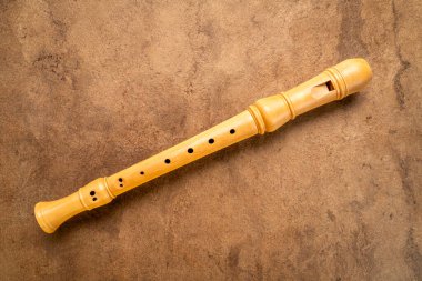 ahşap flüt enstrümanı, klasik Alman tarzı, dokulu sanat kağıdına karşı