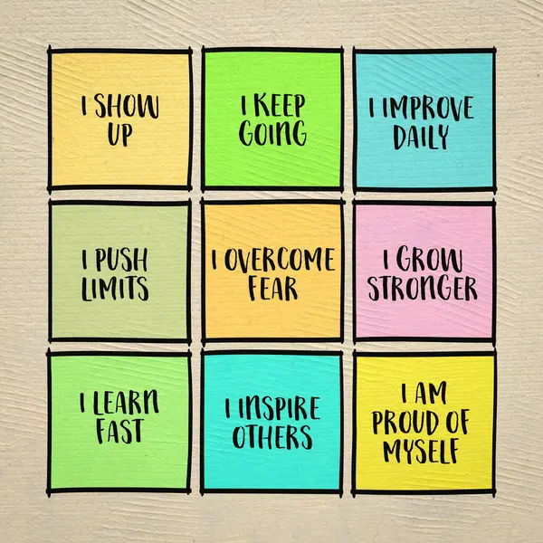 Kendimle gurur duyuyorum. İlham verici notlar seti, olumlu doğrulama konsepti.