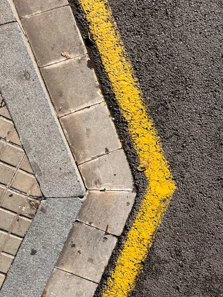 Линии Движения Нарисованные Асфальте Улицы Барселоне — стоковое фото