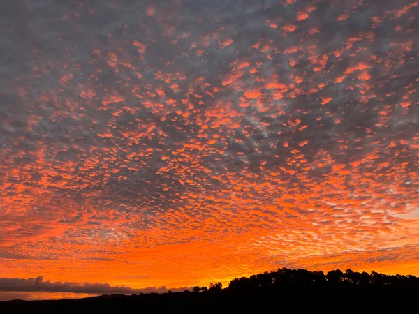 Σύννεφα Την Αυγή Φθινόπωρο — Φωτογραφία Αρχείου