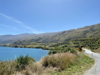 Wakatipu Gölü 'nün, Yeni Zelanda' nın Güney Adası 'ndaki Otago ve Southland sınırlarının kuzeyindeki Kingston' ın en güney ucunda çekilmiştir..