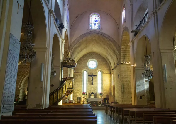 Kilisenin Içi Manzaralı Işıklı Pencereli Manzara Manzaralı — Stok fotoğraf