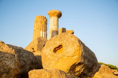 Agrigento, Sicilya, İtalya yakınlarındaki Tapınak Vadisi 'ndeki harabeler