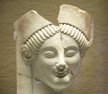 Sicilya 'daki Syracuse Müzesi' nde antik Yunan heykeli