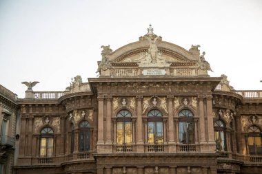 Catania 'daki Bellini Tiyatrosu, ünlü Sicilya binası.