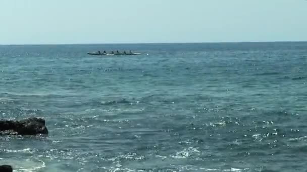 Hawaii Big Island Six Person Canoe Shore Moving Frame — Stock Video