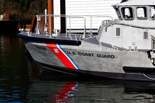Bow Bridge Coast Guard Motor Lifeboat Dock Depoe Bay Oregon — Stock Photo, Image