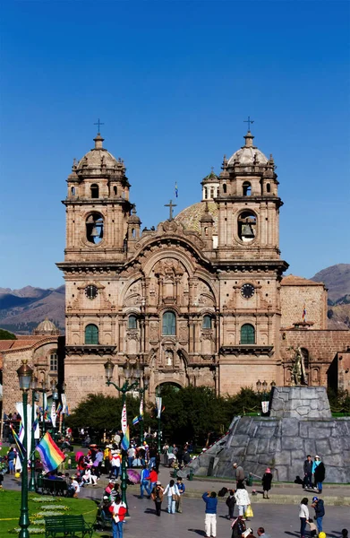 Personas Plaza Armas Cusco Perú Sudamérica Con Iglesia Compañía Jesús — Foto de Stock