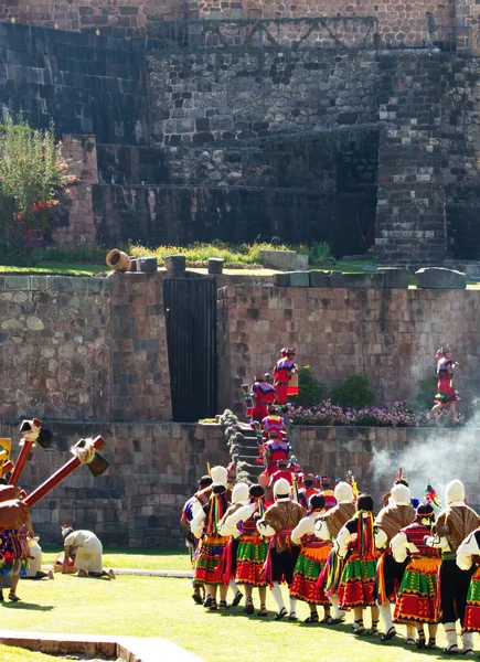 Hommes Femmes Costume Traditionnel Pour Festival Inti Raymi Cusco Pérou — Photo