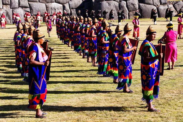 Hommes Femmes Costume Traditionnel Pour Inti Raymi Festival Cusco Pérou — Photo