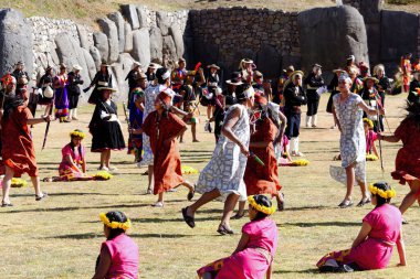 Geleneksel Kostüm Giyen Erkekler ve Kadınlar İnti Raymi Festivali Cusco Peru Güney Amerika