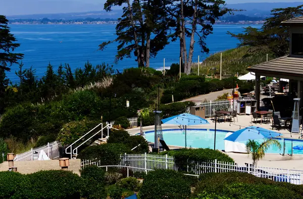 Zwembad Santa Cruz Resort Gronden Met Uitzicht Oceaan Heuvels Californië Stockfoto