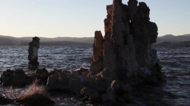 Limestone Tufa Formations Mono Lake California Waves And Blue Skies