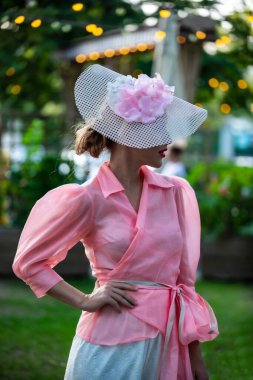 Macaristan Budapeşte 25 Ağustos 2022 Budapeşte Nostaljik zaman yolculuğu Budapeşte Şehir Parkı 'nda 1920' lerin tarzında. Boş Kamu Etkinliği !!!  