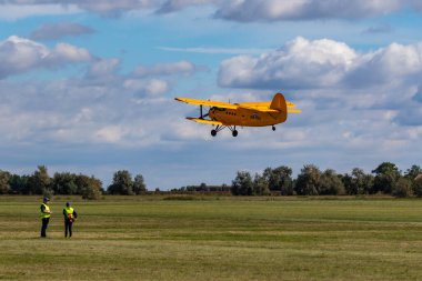 Borgond Macaristan. 12 Eylül 2022: Borgondi Hava Gösterisi Antonov -2 uçak çok iyi durumda, bu uçaklar 66 yıllık. Boş halka açık etkinlik.