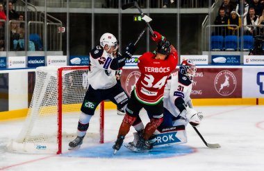 Macaristan Szekesfehervar 19. Nisan. - 24. Macaristan, Norveç buz hokeyi maçını 2-1 kazanarak kazandı..  