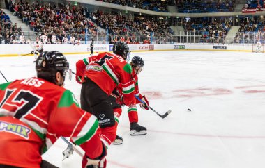 Macaristan Szekesfehervar 10 Nisan 2025: Dünya Şampiyonası ısınma buz hokeyi maçı Macaristan-Avusturya 4-2