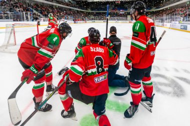 Macaristan Szekesfehervar 10 Nisan 2025: Dünya Şampiyonası ısınma buz hokeyi maçı Macaristan-Avusturya 4-2