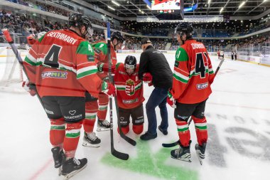 Macaristan Szekesfehervar 10 Nisan 2025: Dünya Şampiyonası ısınma buz hokeyi maçı Macaristan-Avusturya 4-2