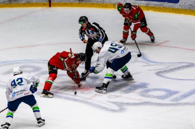 Macaristan Szekesfehervar 2 Mayıs 2025 Dünya Şampiyonası buz hokeyi karşılaşması Macaristan - Slovenya 2-4