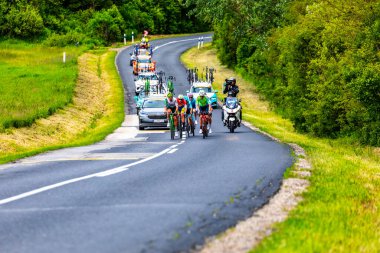 Macaristan 18 Mayıs 2025: Son safhada destek araçları ve biniciler, otoyollardaki 