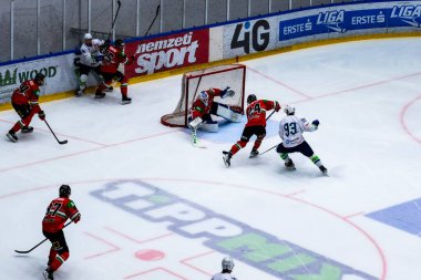 Macaristan Budapeşte 2 Mayıs 2025: Dünya Şampiyonası buz hokeyi karşılaşması Slovenya - Macaristan 4 - 2