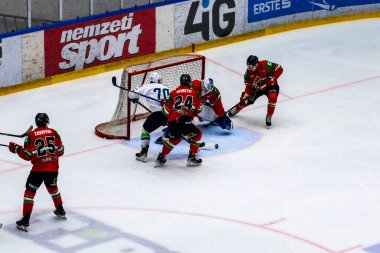 Macaristan Budapeşte 2 Mayıs 2025: Dünya Şampiyonası buz hokeyi karşılaşması Slovenya - Macaristan 4 - 2