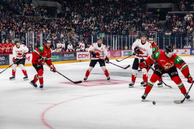 Macaristan Budapeşte Mayıs 05: 2025: Dünya Şampiyonası ısınma buz hokeyi maçı Kanada - Macaristan 6-0