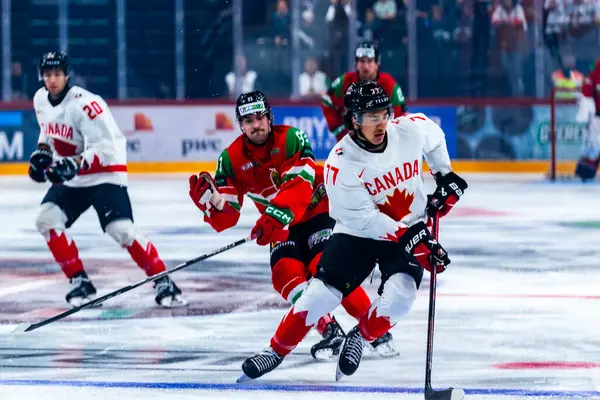 Macaristan Budapeşte Mayıs 05: 2025: Dünya Şampiyonası ısınma buz hokeyi maçı Kanada - Macaristan 6-0