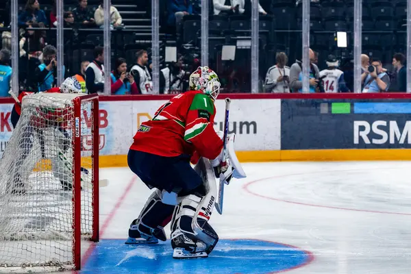 Macaristan Budapeşte Mayıs 05: 2025: Dünya Şampiyonası ısınma buz hokeyi maçı Kanada - Macaristan 6-0