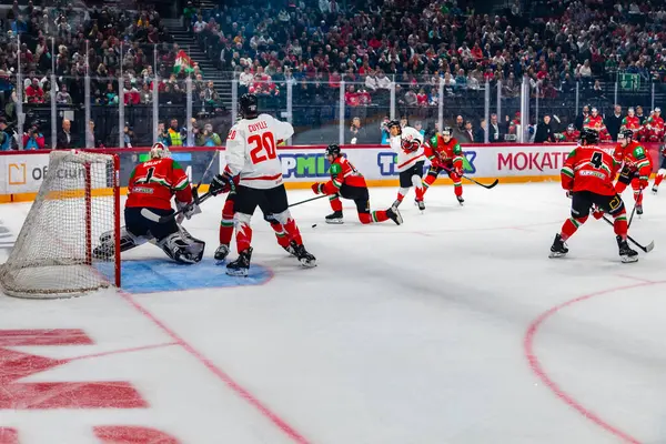 Macaristan Budapeşte Mayıs 05: 2025: Dünya Şampiyonası ısınma buz hokeyi maçı Kanada - Macaristan 6-0