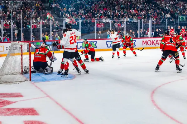 Macaristan Budapeşte Mayıs 05: 2025: Dünya Şampiyonası ısınma buz hokeyi maçı Kanada - Macaristan 6-0