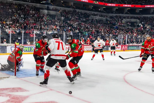 Macaristan Budapeşte Mayıs 05: 2025: Dünya Şampiyonası ısınma buz hokeyi maçı Kanada - Macaristan 6-0