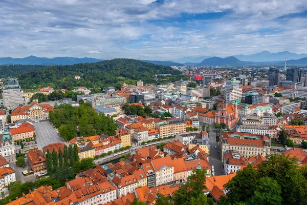 Slovenya Nın Ljubljana Kenti Ljubljanica Nehri Boyunca Uzanan Eski Şehir — Stok fotoğraf
