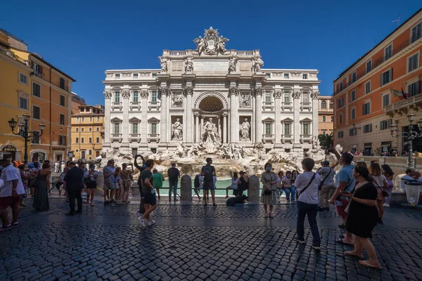 Rome Italie Septembre 2020 Groupe Personnes Touristes Fontaine Trevi Fontana — Photo