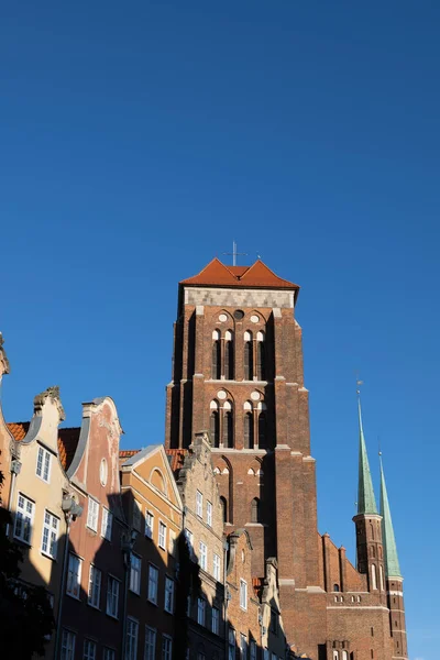 Ville Gdansk Pologne Église Mary Tour Brique Gothique Maisons Pignon — Photo