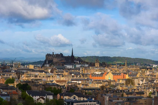 Stadtsilhouette Von Edinburgh Schottland Sonniges Stadtbild Mit Altstadt Und Edinburgh — Stockfoto