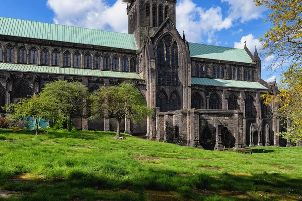 グラスゴー大聖堂 スコットランドのグラスゴー市で12世紀からゴシック様式の教会 — ストック写真