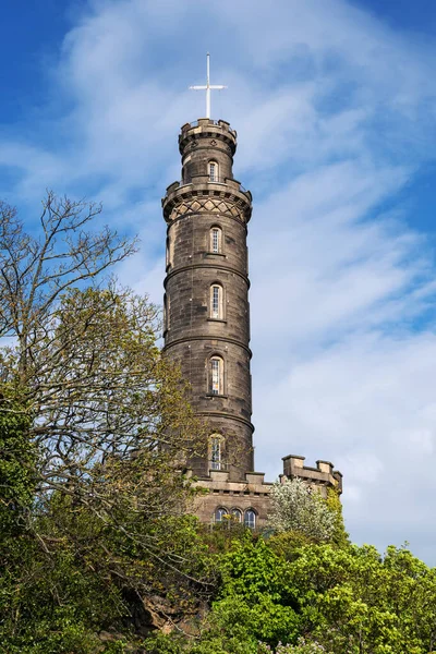 英国スコットランド エディンバラ市のカールトン ヒルにあるネルソン記念碑 ホレイショ ネルソン中将に敬意を表して記念塔 — ストック写真