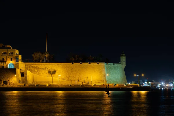 Стена Города Сенгли Ночью Мальте Шпора Фортификация Морского Бастиона Большой — стоковое фото