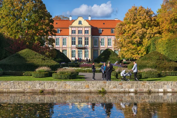 Gdansk Polen Oktober 2022 Paleis Van Abten Tuin Met Kanaal — Stockfoto
