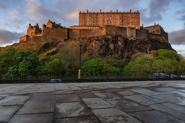 Edinburgh Castle Tramonto Nella Città Edimburgo Scozia Regno Unito Foto Stock
