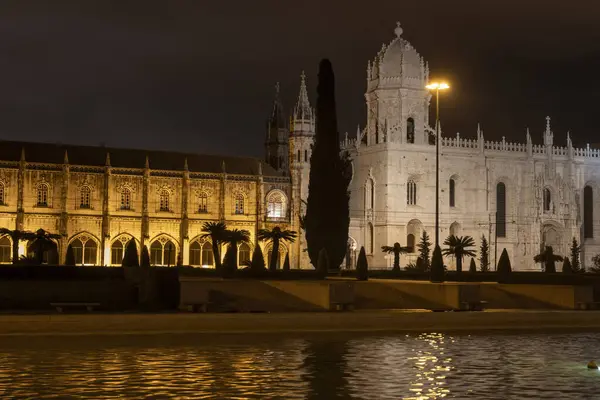 Jeronimos Klooster Kerk Van Santa Maria Belem Nachts Lissabon Portugal Stockafbeelding