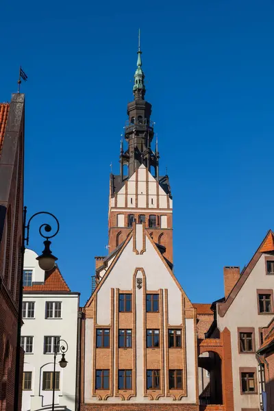 Stadt Elbing Polen Gotischer Turm Der Nikolaikathedrale Über Häusern Der Stockbild