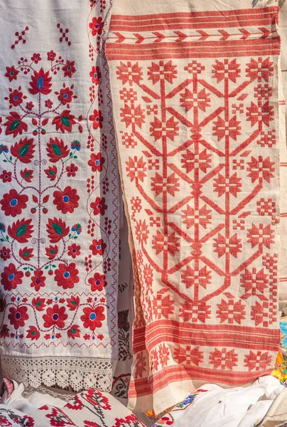 Selling vintage embroidered towels from the central regions of Ukraine