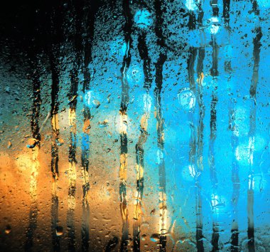 Kapalı, parlak, soğuk, soğuk, parlayan, ışıl ışıl, mutlu noel partisi tebrik kartı, odak sanatının yumuşak şekli. Eski model antika şehir arabası kapatılıyor. Mutlu arifeler. Sihirli lamba patlaması.