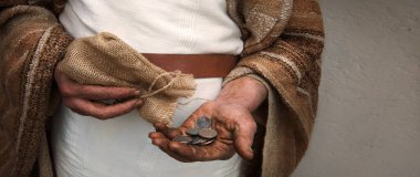 Retro East Israil, fakir, kırsal Yahudi, erkek, çok şanslı, yaşlı, yaşlı, hain parmak, kötü kola şans ver, 30 sadaka, para, pazarlık, İncil 'deki tanrı hikayesi kavramı.